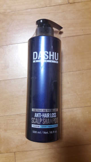 다슈코리아 다슈 데일리 한방 두피 골드 샴푸 500ml — 5점을 준 리뷰어가 2017년 11월 올린 사용 사진
