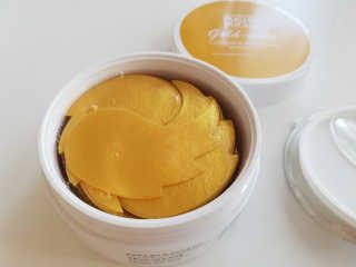 푸츄푸츄 Real repair skin cell premium patch — 5점을 준 리뷰어가 2018년 10월 올린 사용 사진