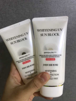 지고트 화이트닝 유브이 썬블럭 크림 70ml,1+1 — 4.5점을 준 리뷰어가 2019년 6월 올린 사용 사진