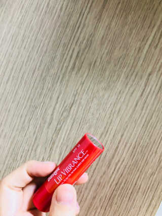 블리스텍스 립 릴리프 크림 립밤, 립 바이브런스 립밤 — 4.67점을 준 리뷰어가 2018년 11월 올린 사용 사진
