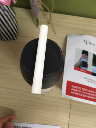 크라이런 칠판 페인트 스프레이 — 5점을 준 리뷰어가 2017년 6월 올린 사용 사진
