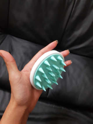 달리프 베러 퍼퓸 샴푸 1000ml 레이니데이 or 일랑로즈 — 5점을 준 리뷰어가 2018년 9월 올린 사용 사진