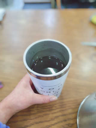 한국맥널티 아이브루 헤이즐넛향 100T — 5점을 준 리뷰어가 2019년 10월 올린 사용 사진