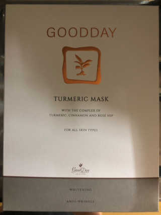 GoodDay Skincare GoodDay 강황 마스크 — 3.5점을 준 리뷰어가 2019년 9월 올린 사용 사진