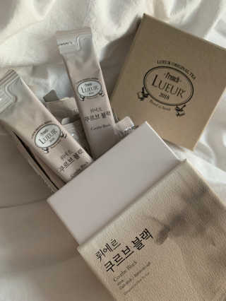 [하우투잇] 뤼에르 쿠르브 블랙 10ml x 30포 총 300ml — 5점을 준 리뷰어가 2020년 3월 올린 사용 사진