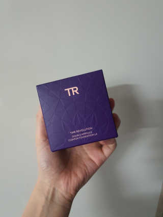 TR타임레볼루션 [TR] 더블 앰플 쿠션 파운데이션 LX — 5점을 준 리뷰어가 2019년 12월 올린 사용 사진