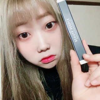 뷰티피플 절대 커버 핏 리퀴드 컨실러 듀오 — 3.5점을 준 리뷰어가 2017년 2월 올린 사용 사진