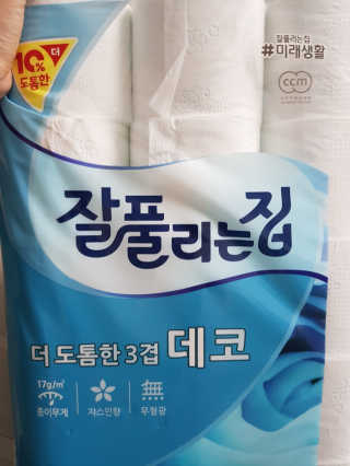 잘풀리는집 더 도톰한 3겹 데코 30롤 — 5점을 준 리뷰어가 2018년 5월 올린 사용 사진
