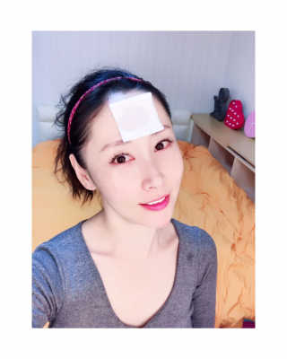 AHC 에이 에이치 씨 미니멀 10 워터리 에센스 — 4점을 준 리뷰어가 2018년 12월 올린 사용 사진