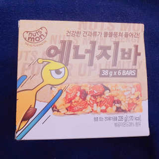 견과가 똘똘 뭉쳐들어간 넛츠몬 에너지바 1BOX 6개입 — 5점을 준 리뷰어가 2018년 1월 올린 사용 사진