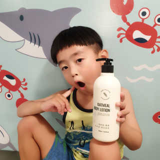 (주)에네스티 내추럴 촉촉  오트밀 바디로션 500ml — 5점을 준 리뷰어가 2019년 8월 올린 사용 사진