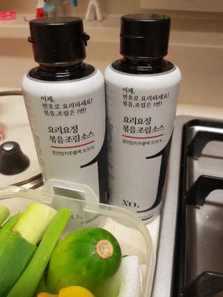 요요랩 요리요정 NO.1 볶음조림소스 420ml — 5점을 준 리뷰어가 2019년 10월 올린 사용 사진