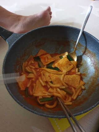 [홍코너떡볶이]옛날떡볶이 인기맛 4팩세트 — 5점을 준 리뷰어가 2019년 11월 올린 사용 사진