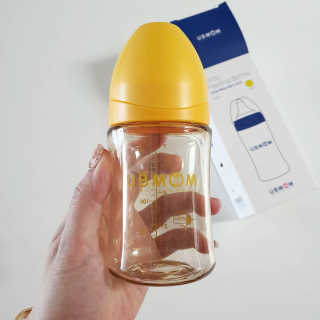 유비맘 PPSU 젖병 노꼭지_200ml_컬러 랜덤 발송 — 5점을 준 리뷰어가 2019년 12월 올린 사용 사진