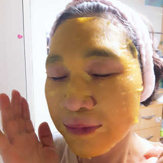 GoodDay Skincare GoodDay 강황 마스크 — 3점을 준 리뷰어가 2019년 5월 올린 사용 사진