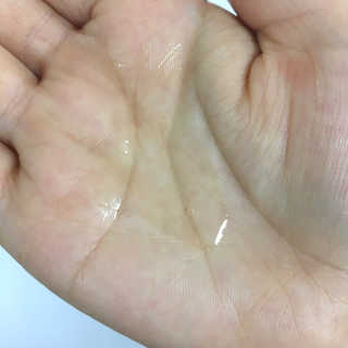 아미니 릴렉싱 페이셜 클렌징 오일 — 4점을 준 리뷰어가 2019년 1월 올린 사용 사진