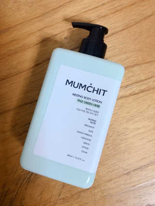 멈칫(MUMCHIT) 멜팅 바디로션 — 4점을 준 리뷰어가 2018년 12월 올린 사용 사진