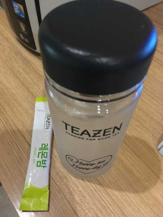 티젠 레몬밤 + 마이보틀 — 5점을 준 리뷰어가 2018년 7월 올린 사용 사진