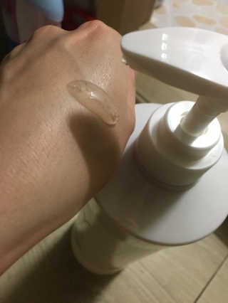 (주)에네스티 믹스베리 단백질 폭탄 샴푸 1000g — 5점을 준 리뷰어가 2020년 1월 올린 사용 사진