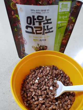 아우노그라노 오리지날, 진짜 베리, 진짜 카카오 — 5점을 준 리뷰어가 2018년 7월 올린 사용 사진