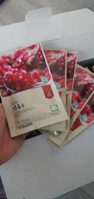 [하이헬스] 정말 진하고 맛있는 유기농 석류즙 30포 — 4점을 준 리뷰어가 2019년 11월 올린 사용 사진