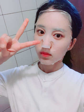 SNP 바다제비집 아쿠아 앰플 마스크 — 4.17점을 준 리뷰어가 2018년 3월 올린 사용 사진
