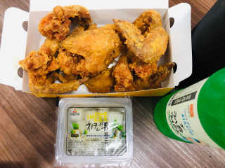 [치킨마루]-  빠사칸윙봉현미 + 콜라 500ml — 5점을 준 리뷰어가 2019년 7월 올린 사용 사진