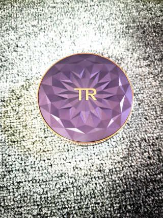 TR타임레볼루션 [TR] 더블 앰플 쿠션 파운데이션 LX — 5점을 준 리뷰어가 2019년 12월 올린 사용 사진