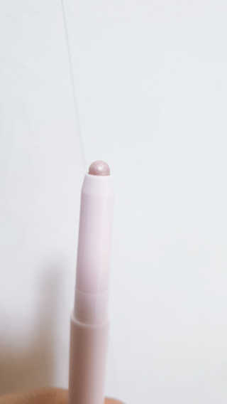 [블랙루즈] POOL-PARTY 철벽 스틱섀도우 1+1 — 5점을 준 리뷰어가 2019년 5월 올린 사용 사진