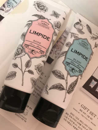 랑피드 블랑 & 로제 치약 — 5점을 준 리뷰어가 2017년 9월 올린 사용 사진
