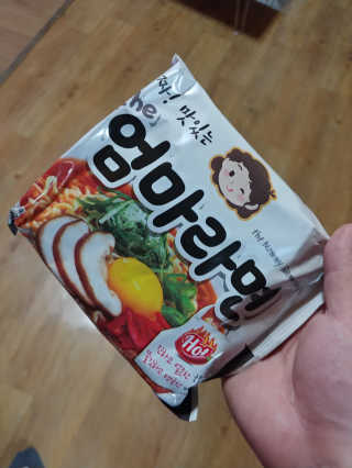 라면 그대로가 제일 맛있는 더엄마라면 — 4점을 준 리뷰어가 2019년 9월 올린 사용 사진