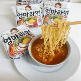 라면 그대로가 제일 맛있는 더엄마라면 — 4점을 준 리뷰어가 2019년 9월 올린 사용 사진