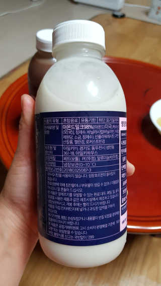 식사대용 아몬드밀크 어나더밀크 500ml X 2병 — 5점을 준 리뷰어가 2018년 9월 올린 사용 사진