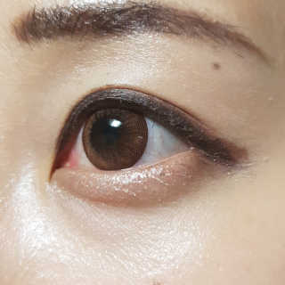 [블랙루즈] 펄블리 아이 글리터 4종 중 택 1 — 4점을 준 리뷰어가 2019년 8월 올린 사용 사진