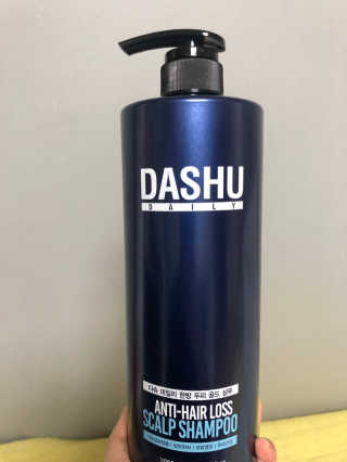 다슈코리아 다슈 데일리 단백질 한방 두피 골드 샴푸 1000ml — 5점을 준 리뷰어가 2019년 12월 올린 사용 사진
