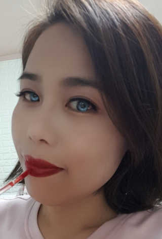 니코피 비타립틴트 — 5점을 준 리뷰어가 2019년 9월 올린 사용 사진