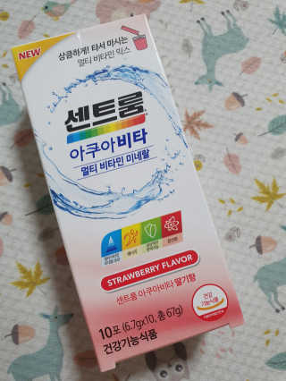 센트룸 아쿠아비타 레몬향, 딸기향 — 4점을 준 리뷰어가 2019년 6월 올린 사용 사진