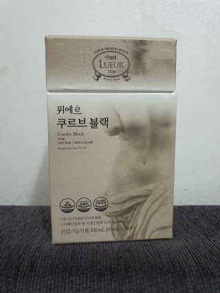 [하우투잇] 뤼에르 쿠르브 블랙 10ml x 30포 총 300ml — 5점을 준 리뷰어가 2020년 3월 올린 사용 사진