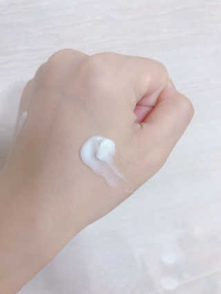 아크웰 아쿠아 클리니티 수분크림 — 5점을 준 리뷰어가 2018년 10월 올린 사용 사진