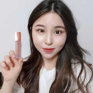 [블랙루즈] 에어 핏 벨벳 틴트3 택1+랜덤1 — 5점을 준 리뷰어가 2019년 3월 올린 사용 사진