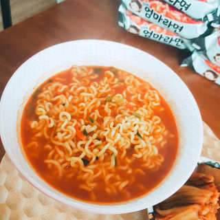 라면 그대로가 제일 맛있는 더엄마라면 — 5점을 준 리뷰어가 2019년 7월 올린 사용 사진