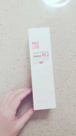(주)에네스티 미스랩 갈락토미세스 클리어 플러스 에센스 — 5점을 준 리뷰어가 2020년 1월 올린 사용 사진