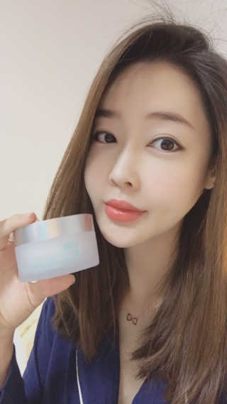 아크웰 아쿠아 클리니티 수분크림 — 5점을 준 리뷰어가 2018년 11월 올린 사용 사진