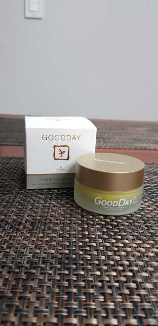 GoodDay Skincare GoodDay 강황 크림 — 5점을 준 리뷰어가 2019년 8월 올린 사용 사진