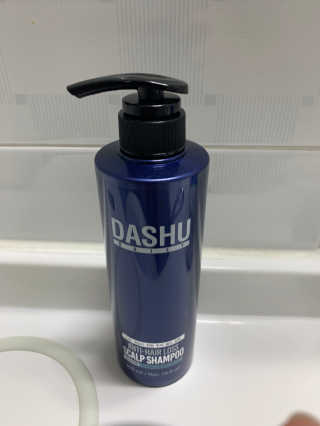 다슈코리아 다슈 데일리 단백질 한방 두피 골드 샴푸 500ml — 5점을 준 리뷰어가 2020년 3월 올린 사용 사진