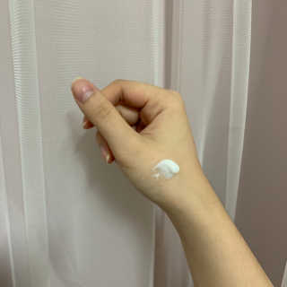 [후르디아] 민감피부 수분크림 비건 아보카도 크림 — 5점을 준 리뷰어가 2019년 11월 올린 사용 사진