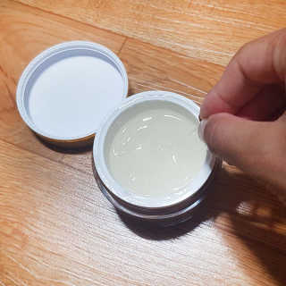 최윤하스텔라 최윤하 만물상 올인원 만능크림 — 4.33점을 준 리뷰어가 2018년 10월 올린 사용 사진