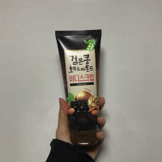 정글트리 검은콩 호두 아몬드 바디스크럽 — 4점을 준 리뷰어가 2018년 3월 올린 사용 사진