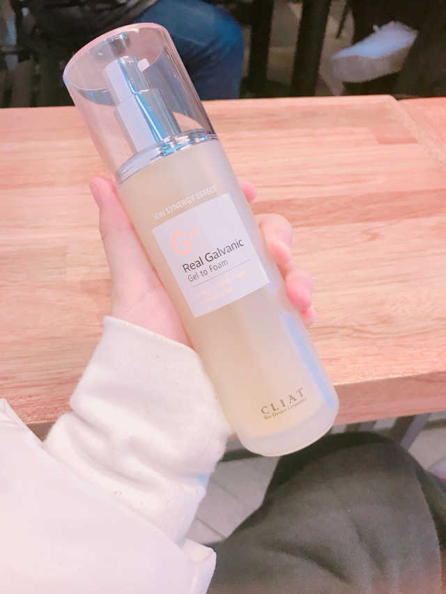 클리앳 리얼 갈바닉 젤 투 폼 리뷰 사진