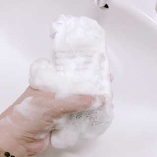 쉭앤칙 허니비바 마누카꿀비누 — 5점을 준 리뷰어가 2019년 3월 올린 사용 사진